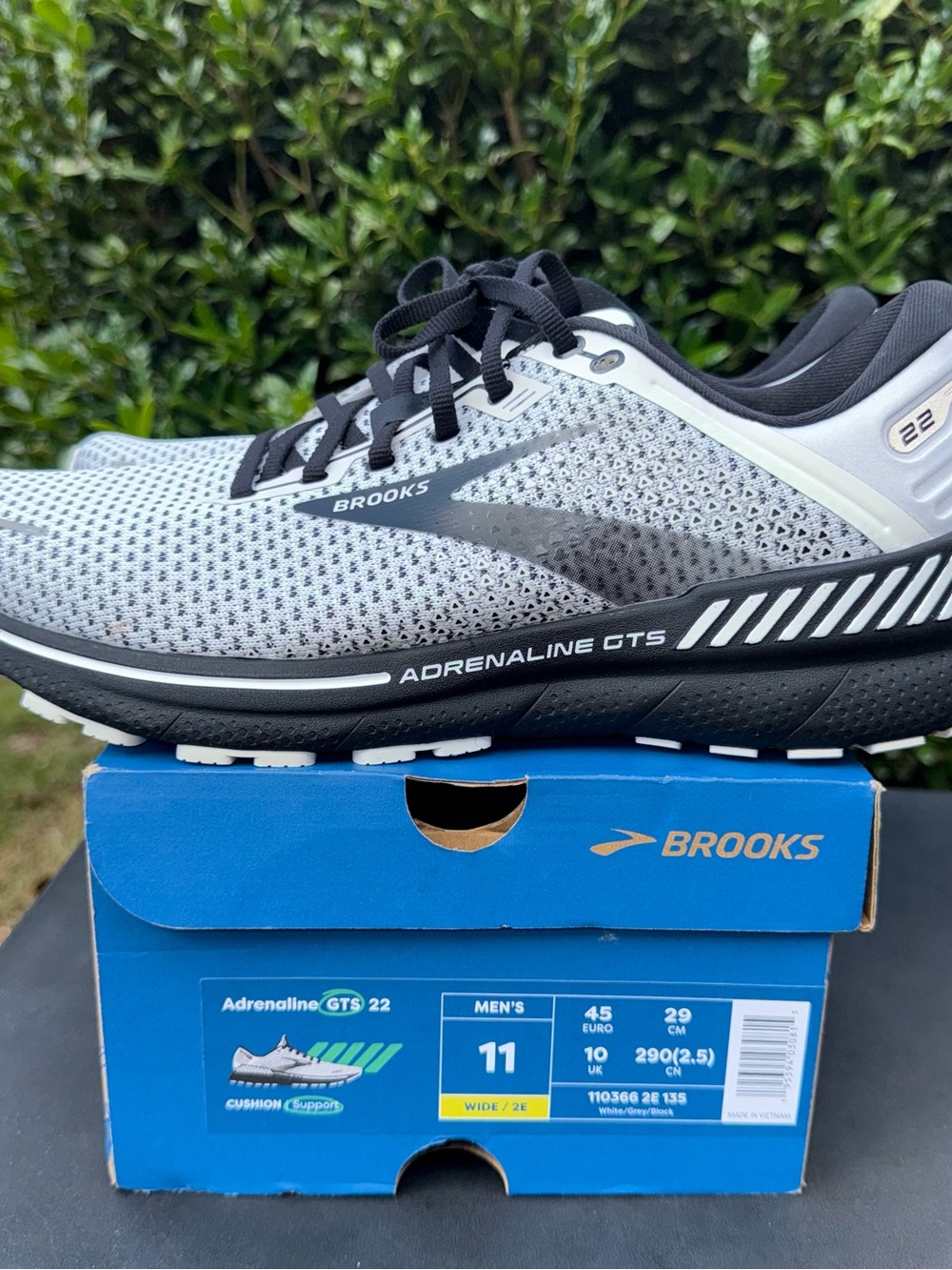 Brooks Adrenaline GTS 22 Cushion Support Men’s Size 11 Wide White/Grey/Black